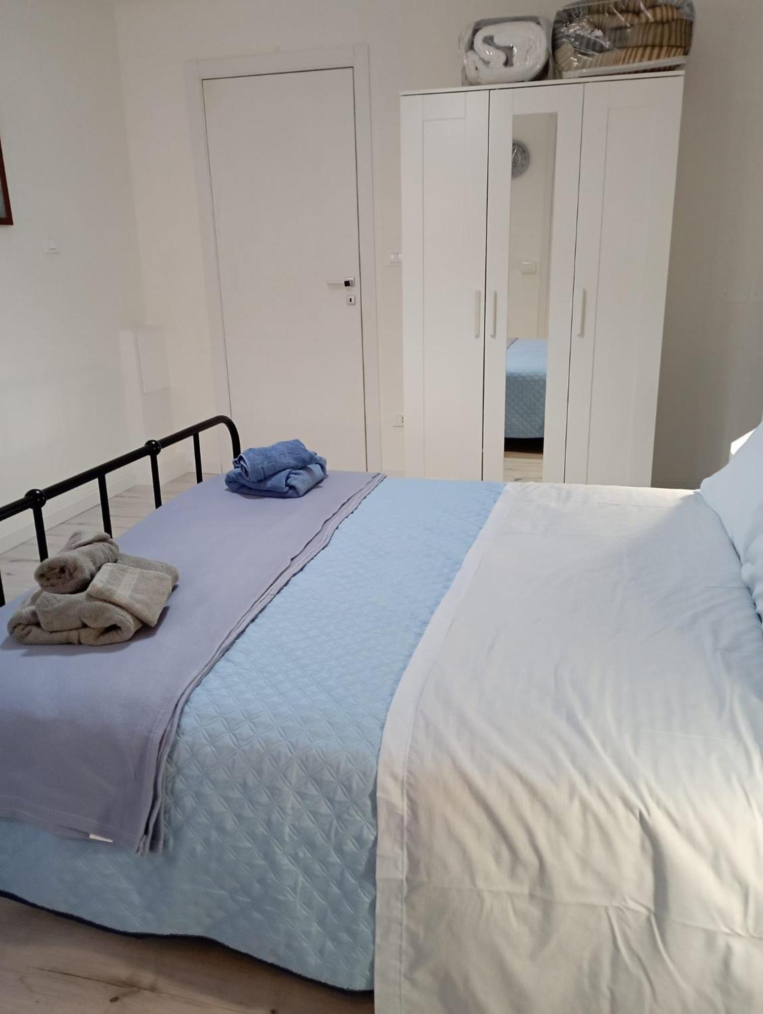 La Dimora Degli Artisti - Bologna Bed & Breakfast Eksteriør bilde